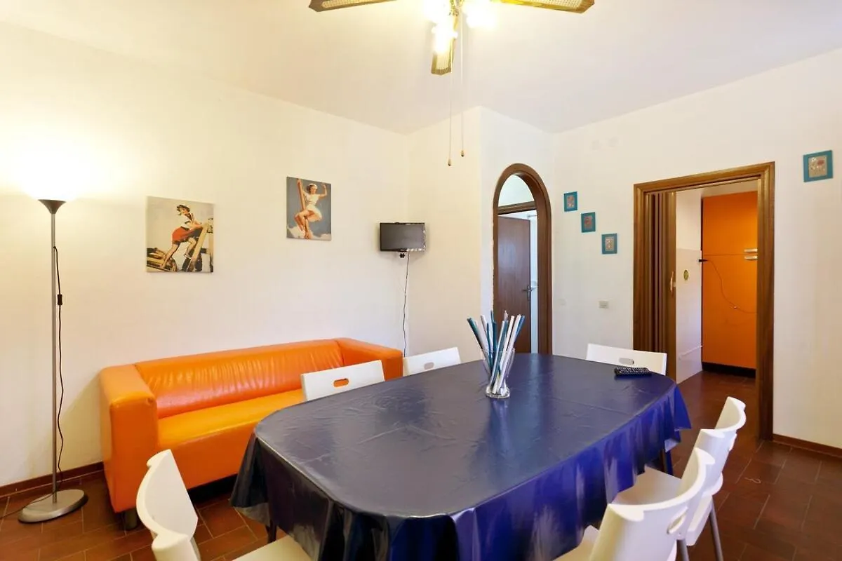 מרינה די קסטנייטו קרדוצ'י Delizioso Appartamento A Marina Di Castagneto 0*, מרינה די קסטנייטו קרדוצ'י איטליה